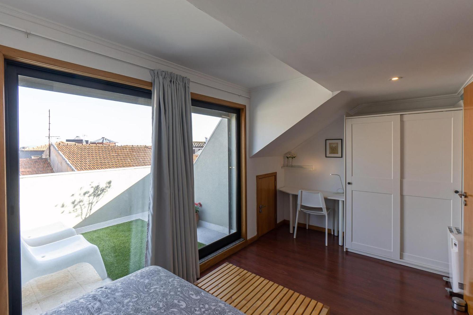 Top Floor Apartment With Sunny Balconies ปอร์โต ภายนอก รูปภาพ